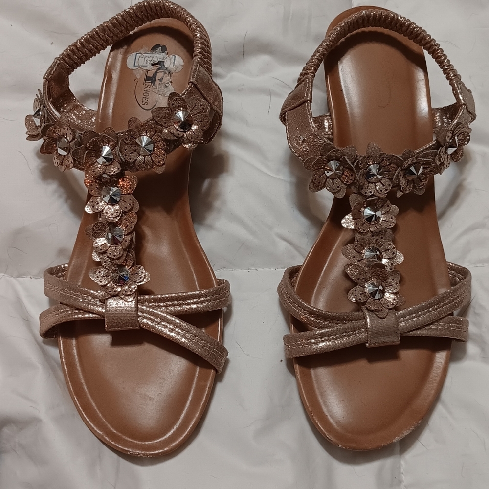 Wedge sandles - Picture 7 of 7